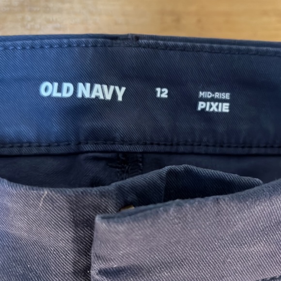 Old Navy pants bundle 3 pairs. All size 12 - Picture 6 of 12